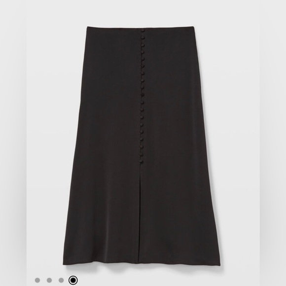 Club Monaco button front slip skirt (Size 6) Black - Picture 2 of 5